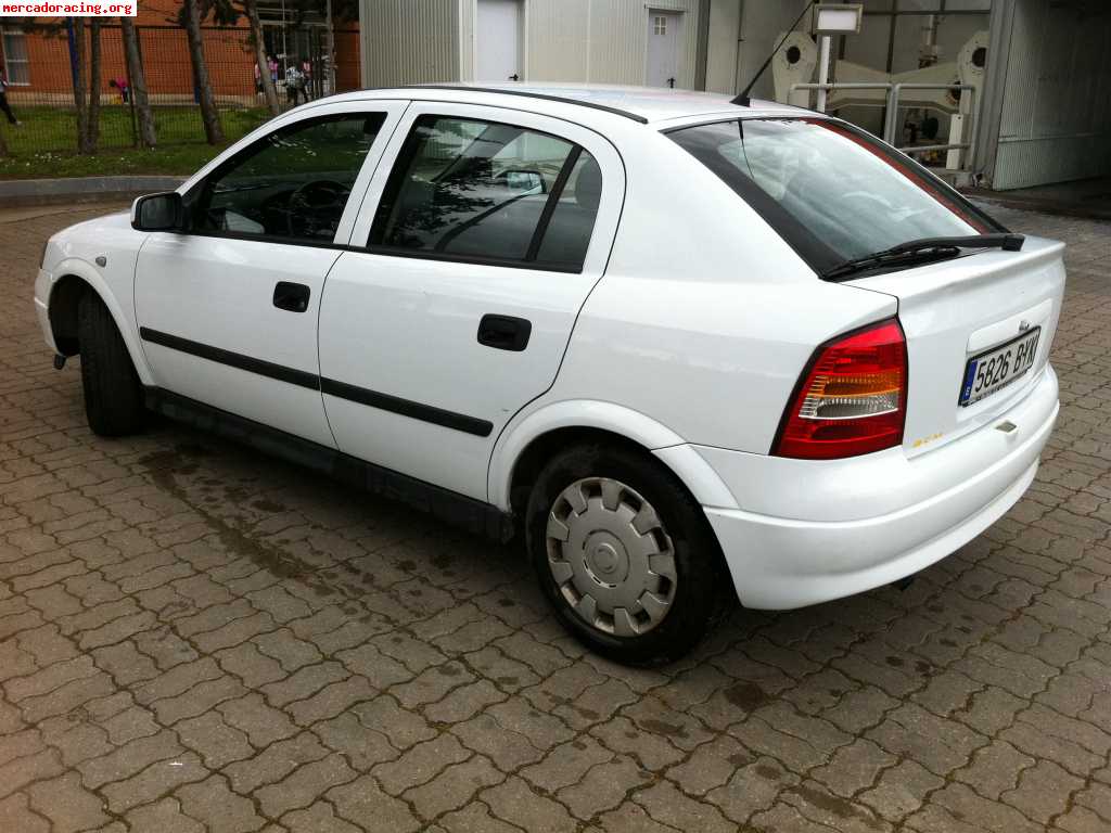 Opel astra 1.6 del 2002