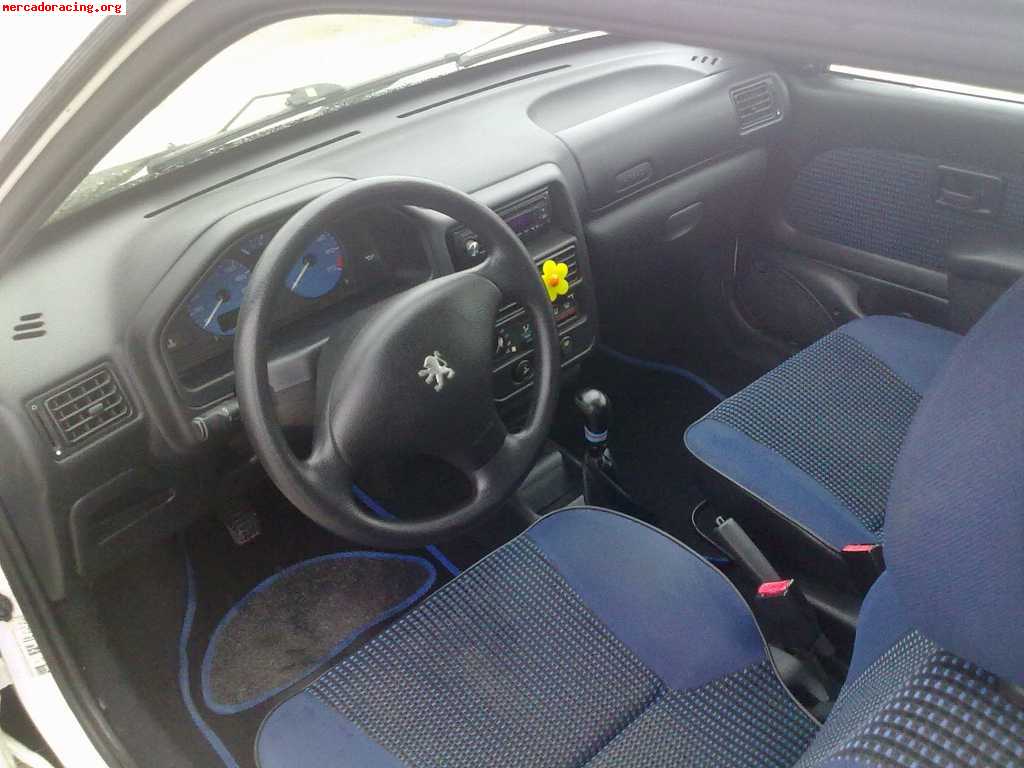 Se vende peugeot 106 max