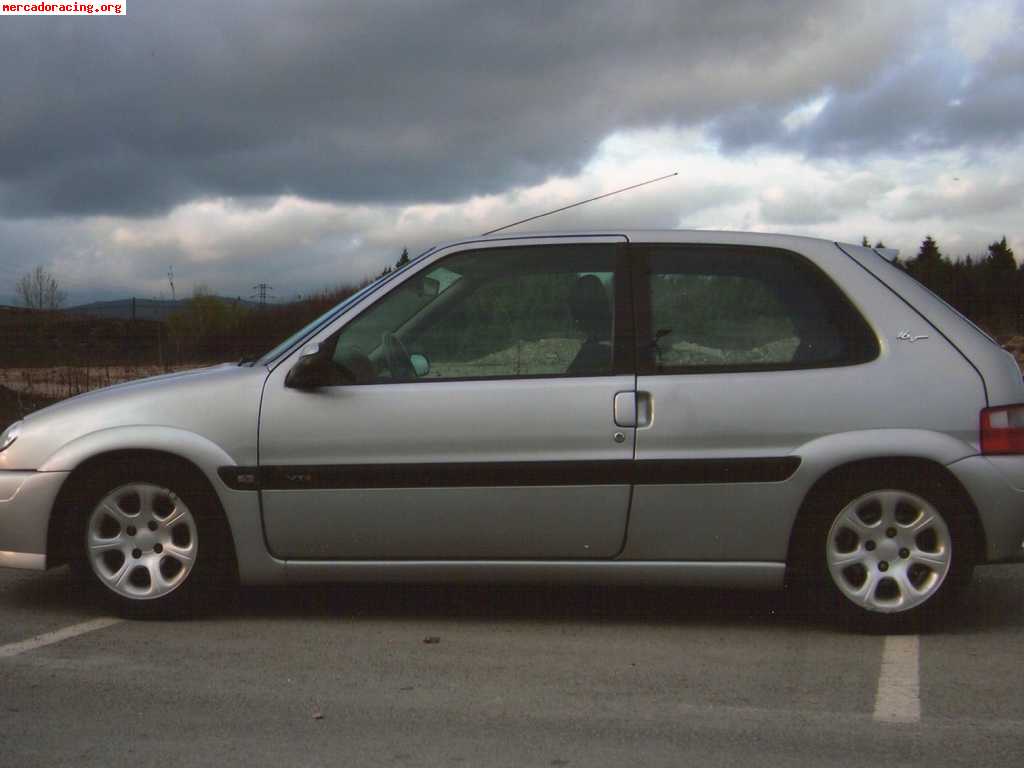 Vendo swift sport con año y medio ó cambio por coche de infe