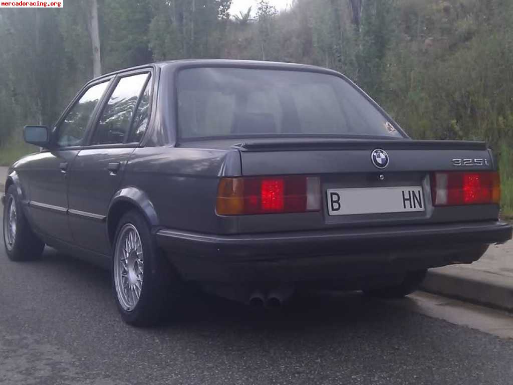 Se vende 325i e30