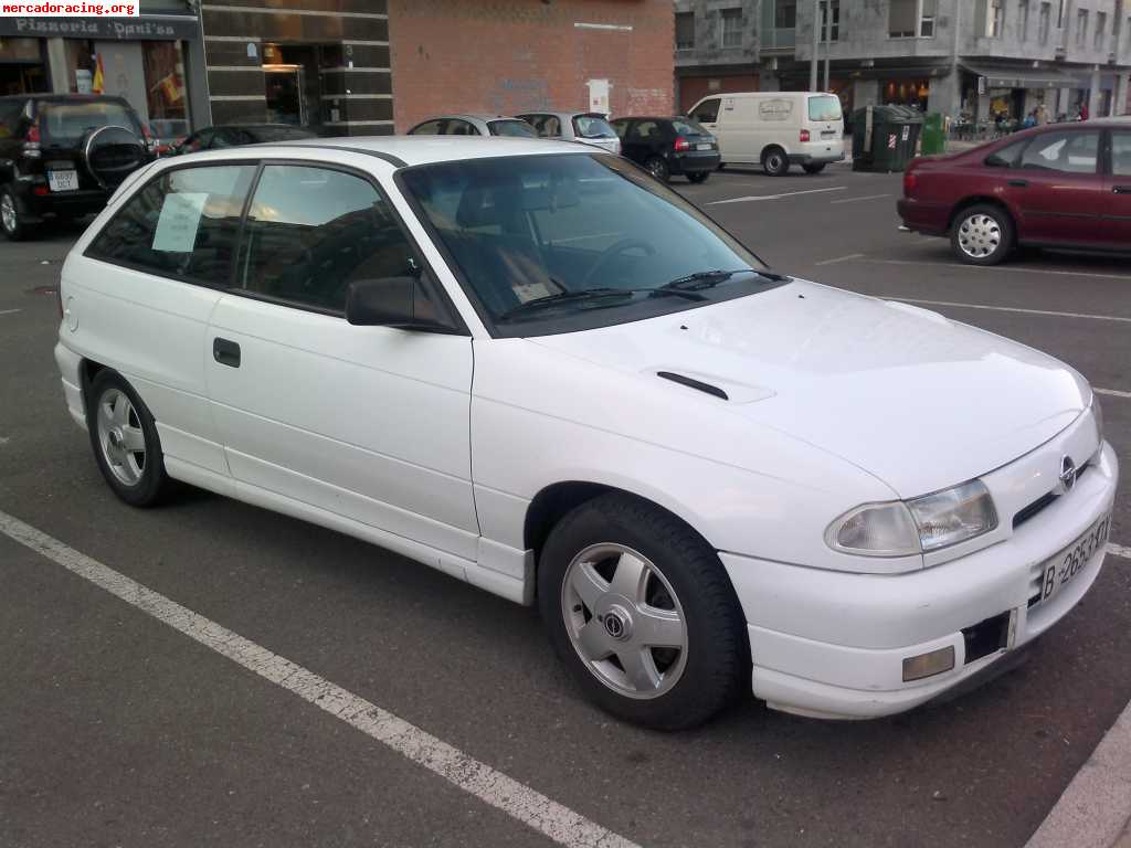 Se vende opel astra gsi buen estado