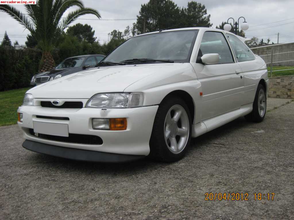 Ford escort rs cosworth