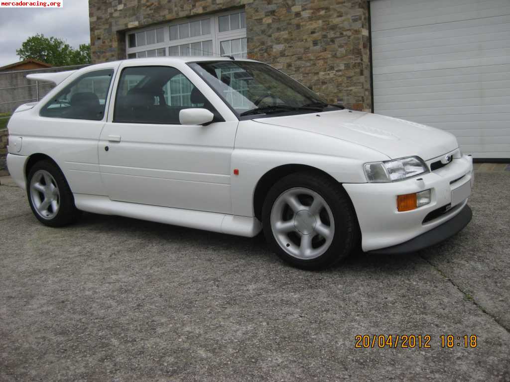 Ford escort rs cosworth