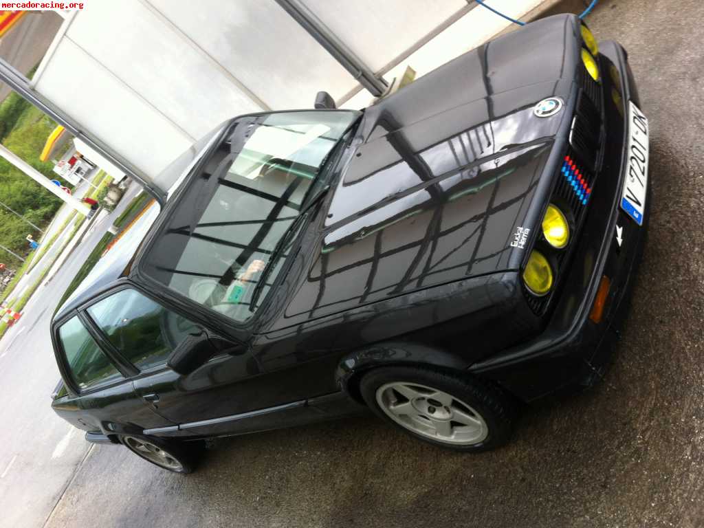 318 is e30