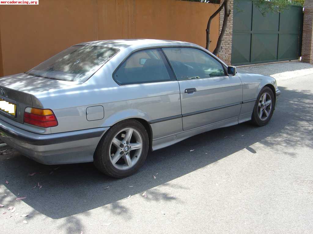 Vendo bmw 318i averiado