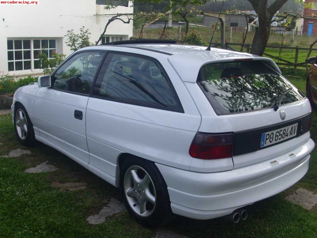 Opel astra gsi 1.8 16v techo solar 2.200€