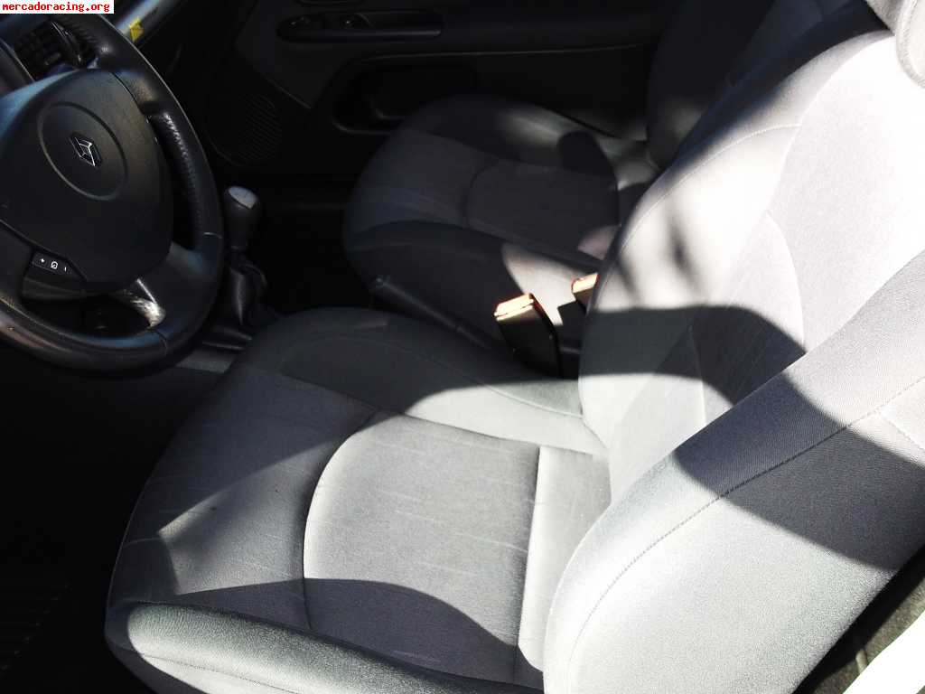 Renault clio sport 2.0 16v 182cv