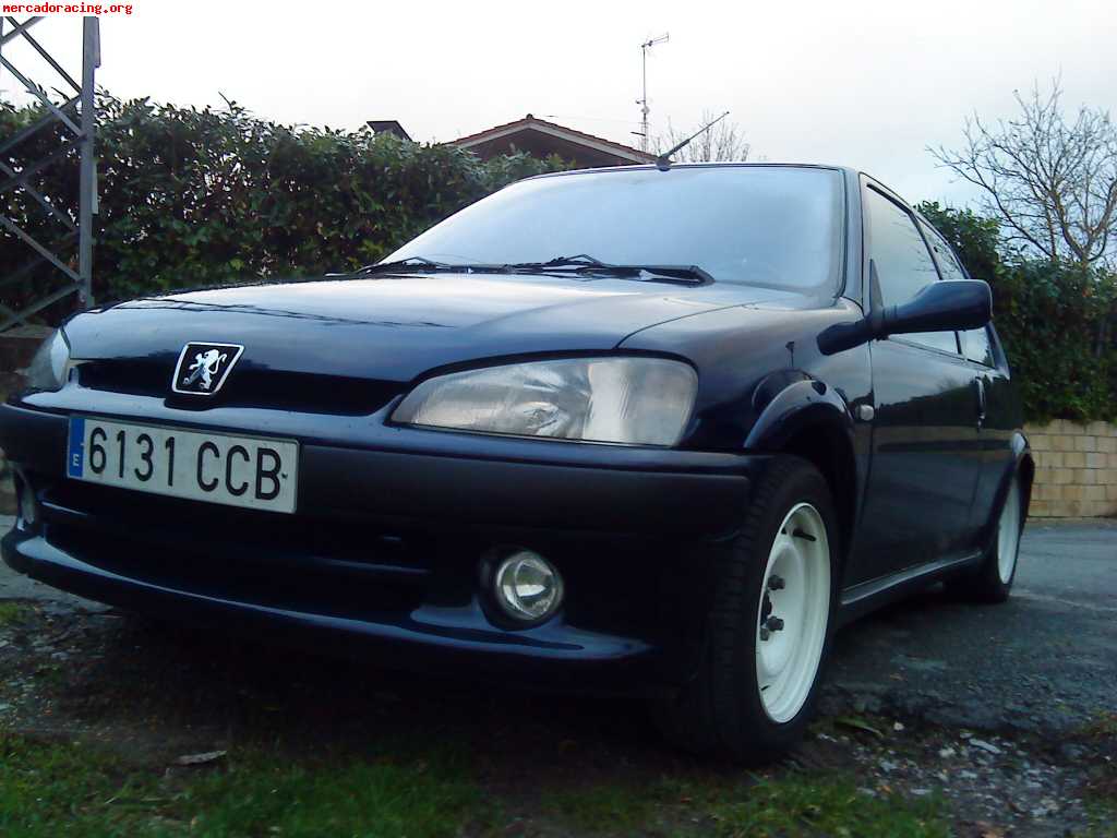 Peugeot 106 sport año 2003..(motor roto)