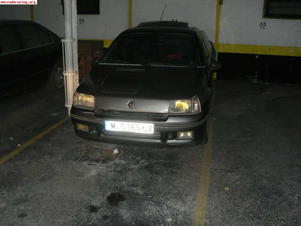 Clio 16v