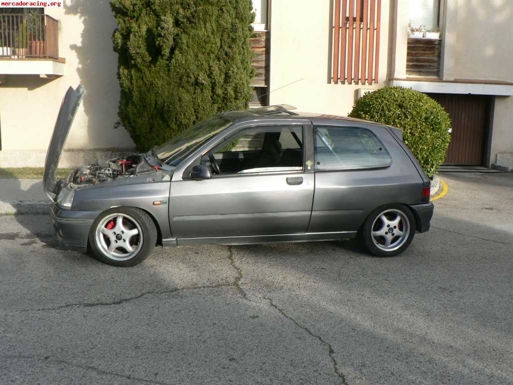 Clio 16v