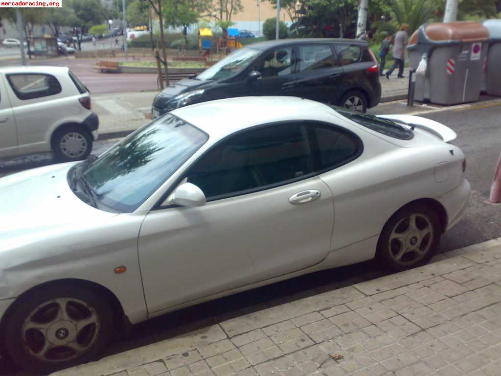 Venta hyundai coupe 2.0 dhoc 16v 138cv. 500 €