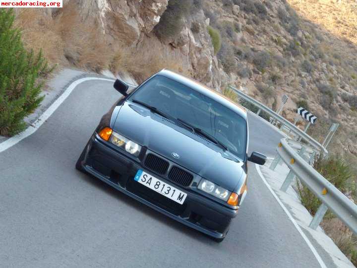 Vendo bmw 325i coupe e36