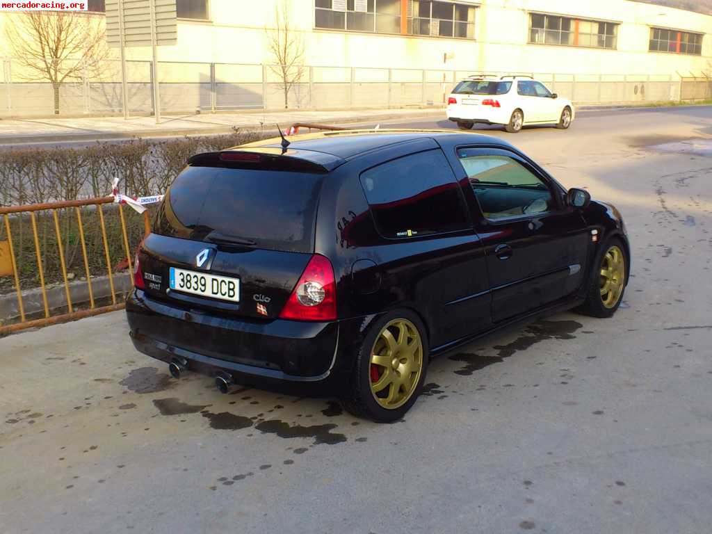 Clio sport 182