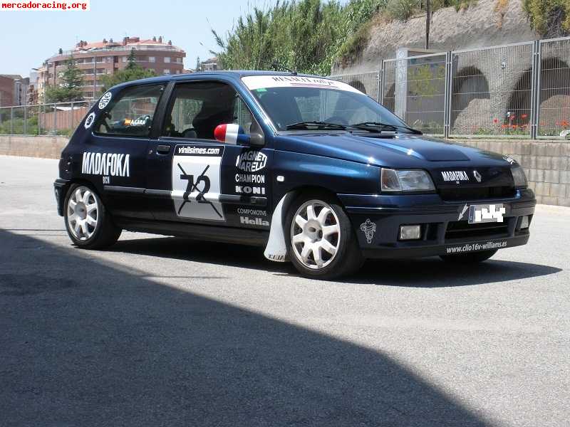 Renault clio 1.8 16v (barcelona)