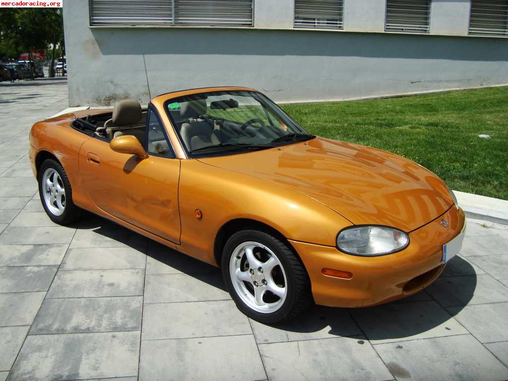 Se vende mazda mx5 1.6 16v 110cv nb 3.999€!!!!!!