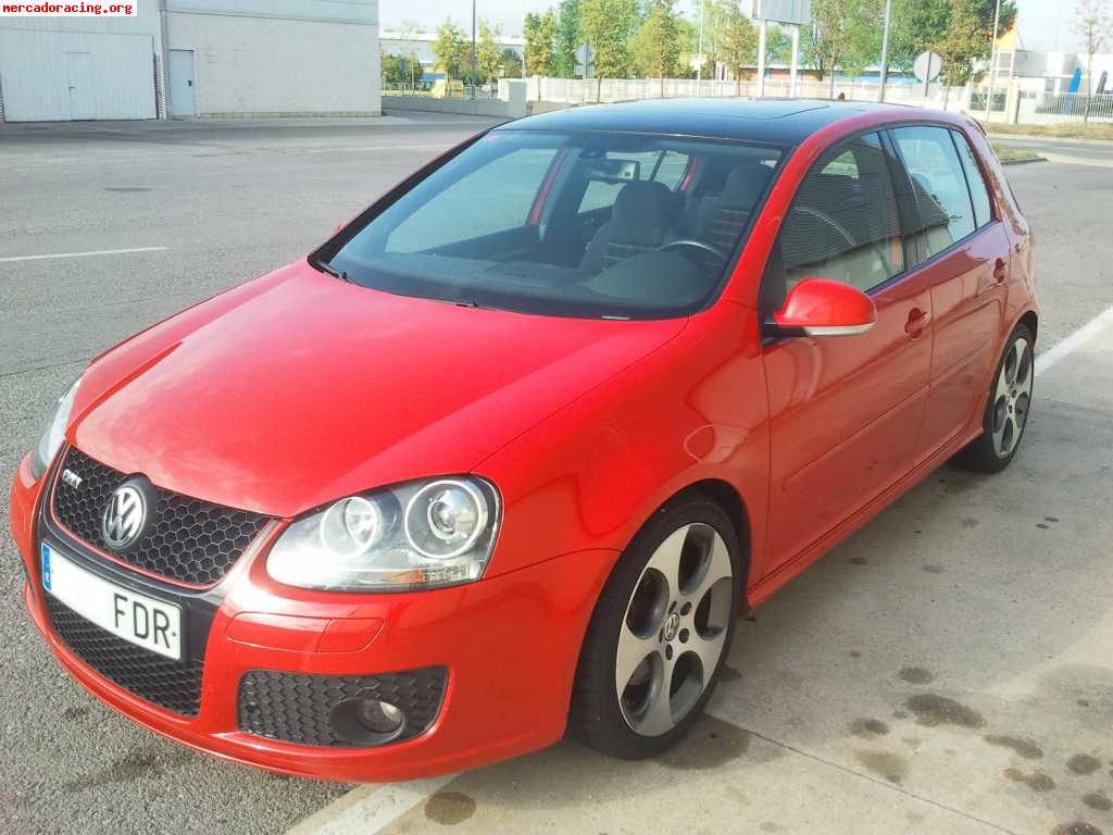 Se vende vw golf v gti