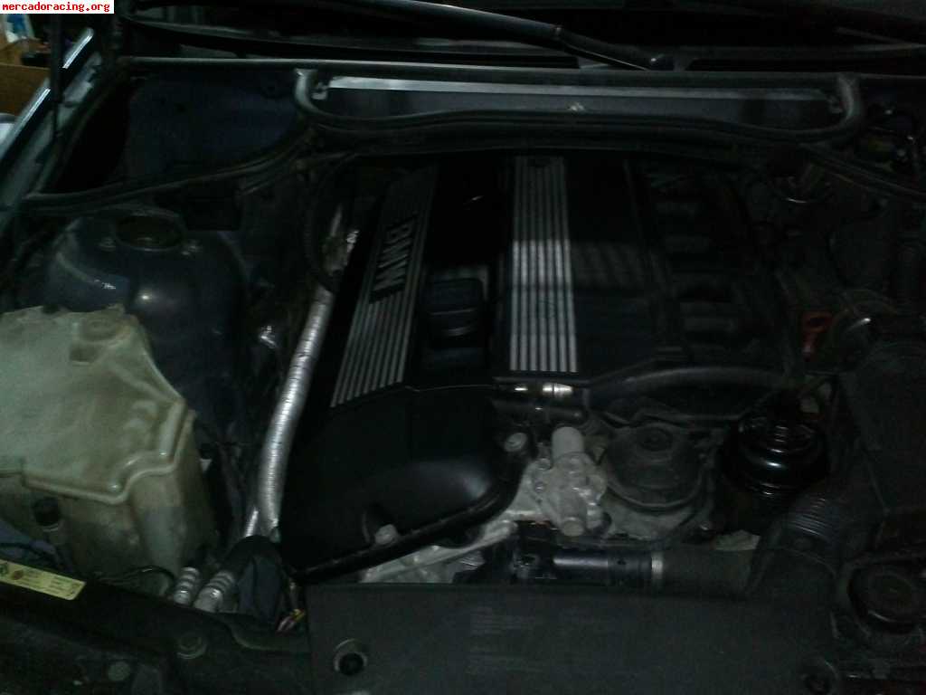 Bmw serie 3 e46 323i 170 cv 180.000km        3800 euros