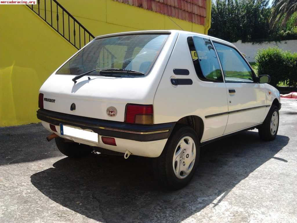 Peugeot 205