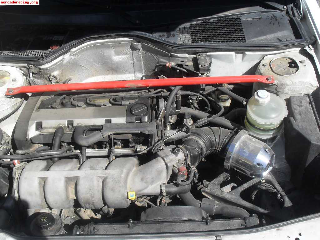 Vendo r19 16v f2 para restaurar o piezas