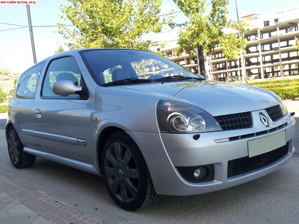 Se vende renault clio sport 2.0