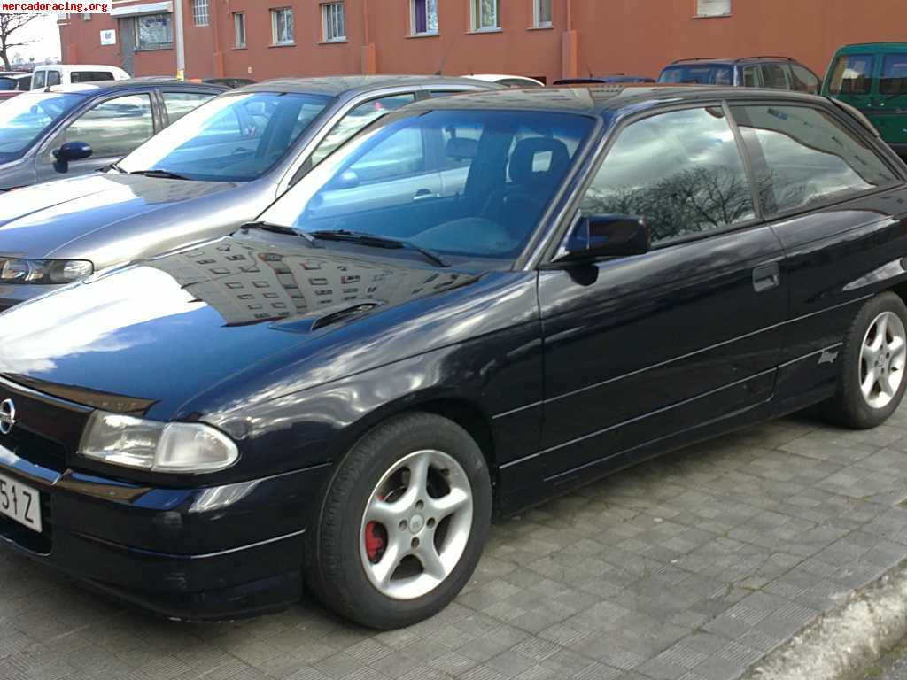 Se vende astra gsi