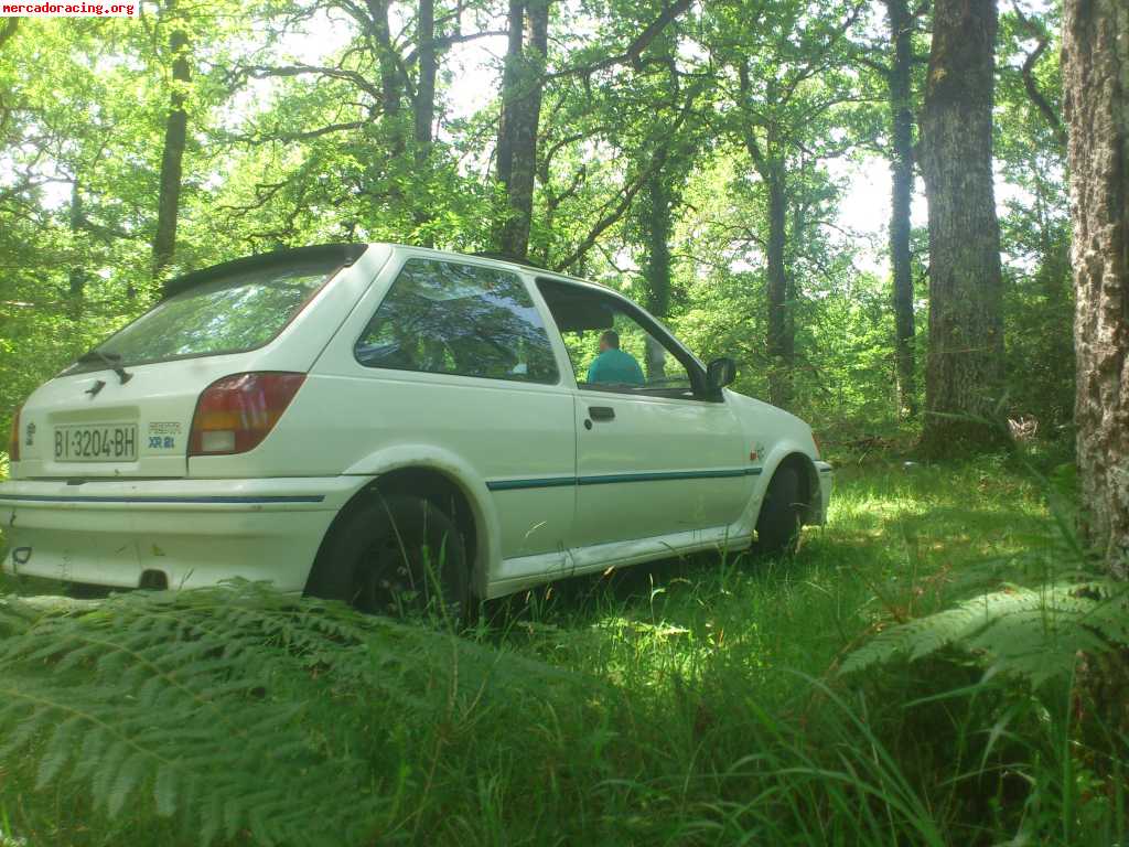 Vendo fiesta xr2i