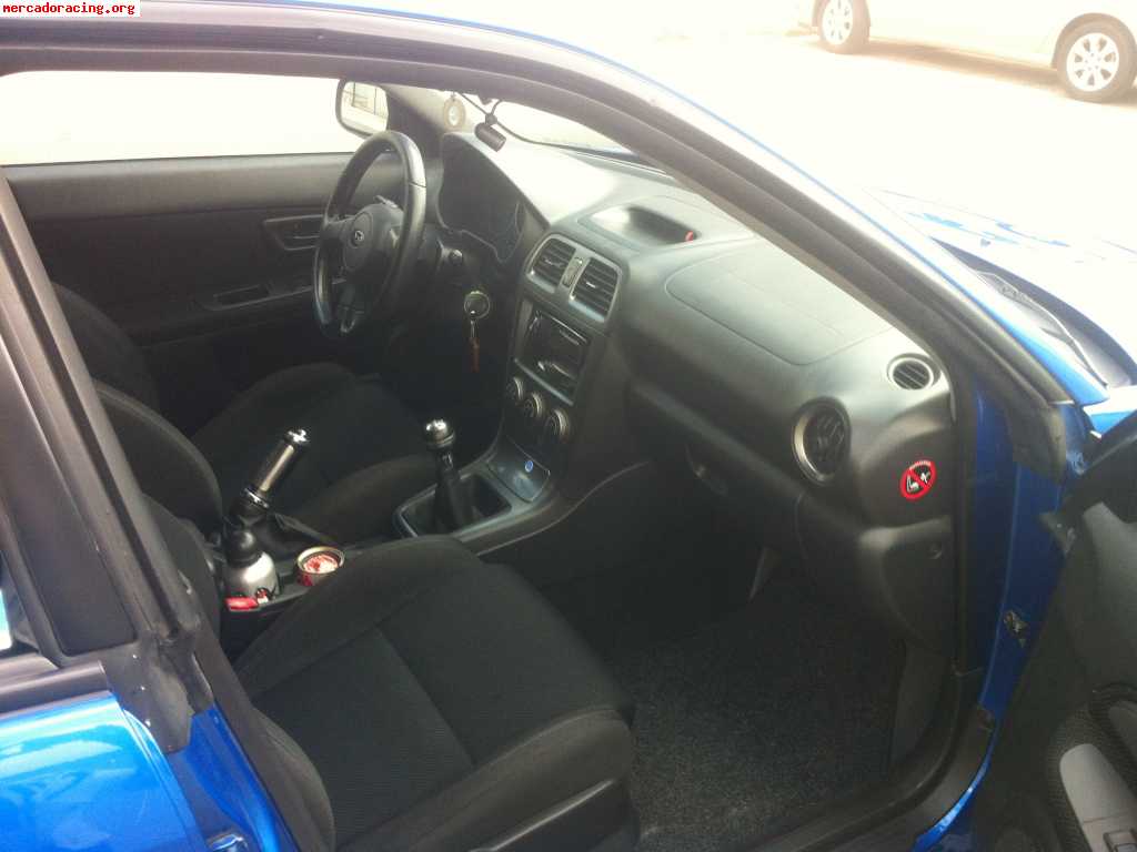 Se vende subaru impreza gx 2004