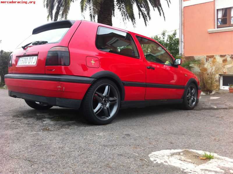 Se vende o se cambia golf 2.0 gti serie iii