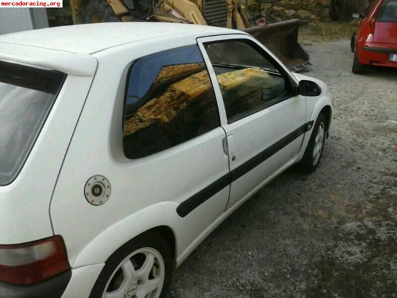 Saxo vts 100cv con muchos extras