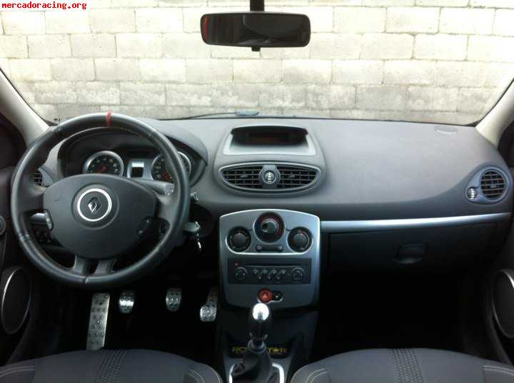 Renault clio sport 200cv