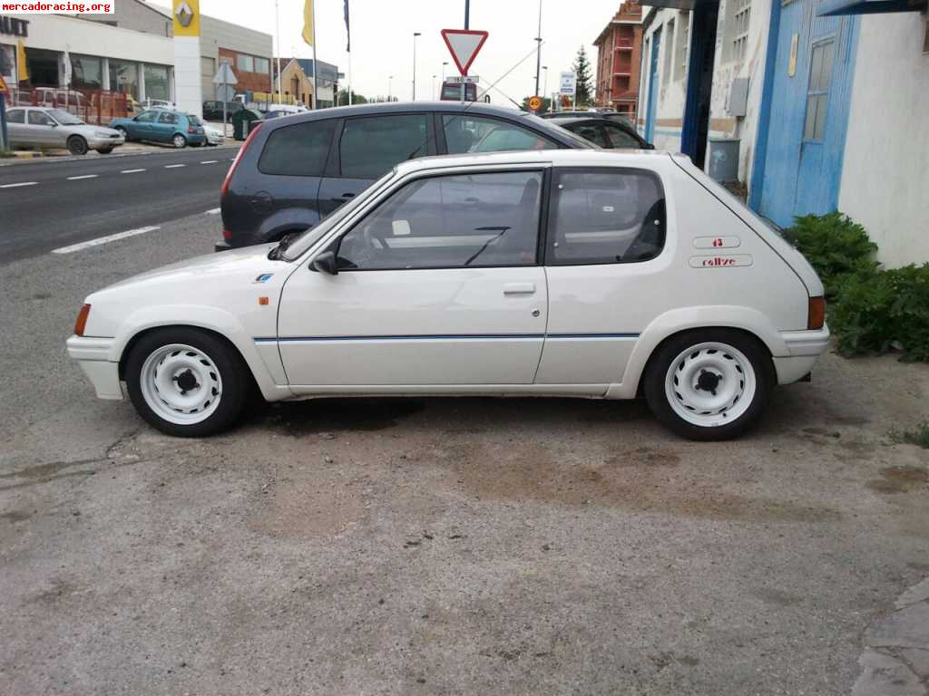 Se vende 205 rallye