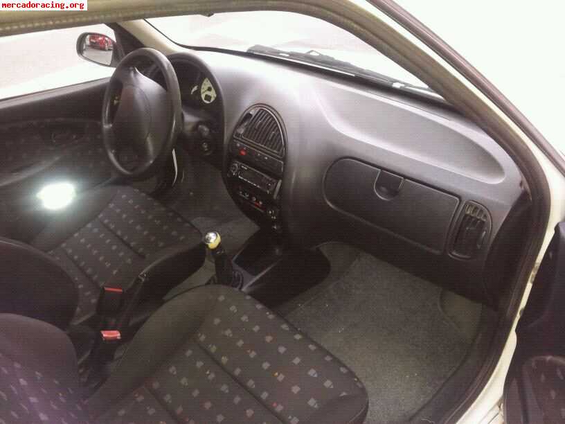Vendo saxo vts 8v 100 cv urge