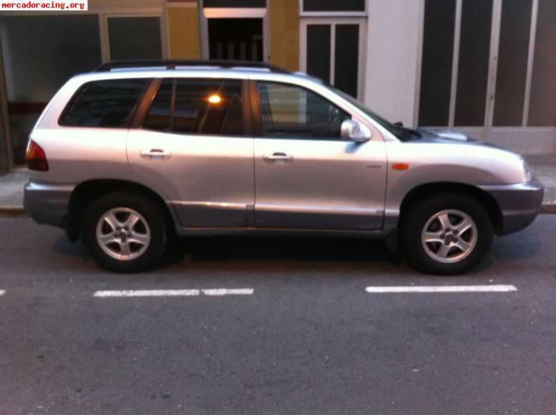 Hyundai santa fe crdi gls.  4700€ a coruña