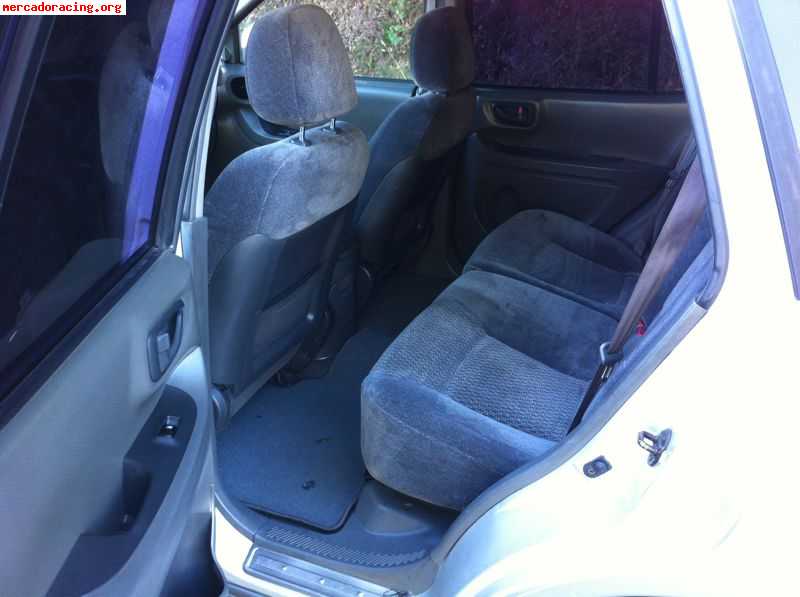 Hyundai santa fe crdi gls.  4700€ a coruña
