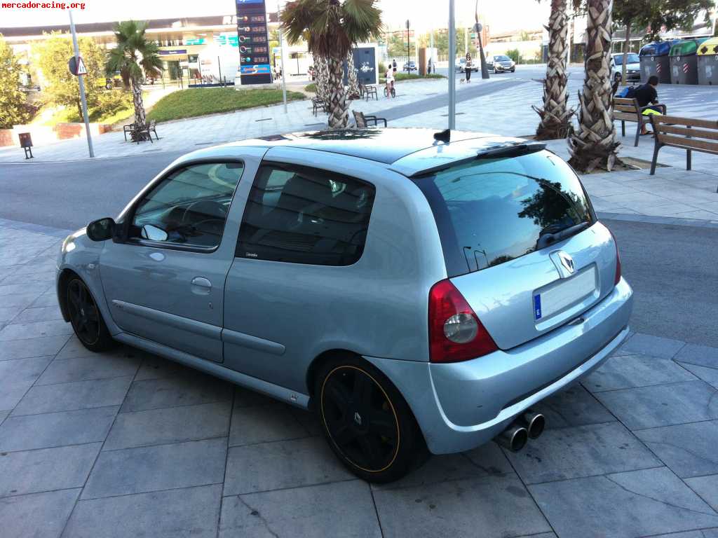 Se vende renault clio sport 2.0 16v 172cv fase 2  4250€!!!!!