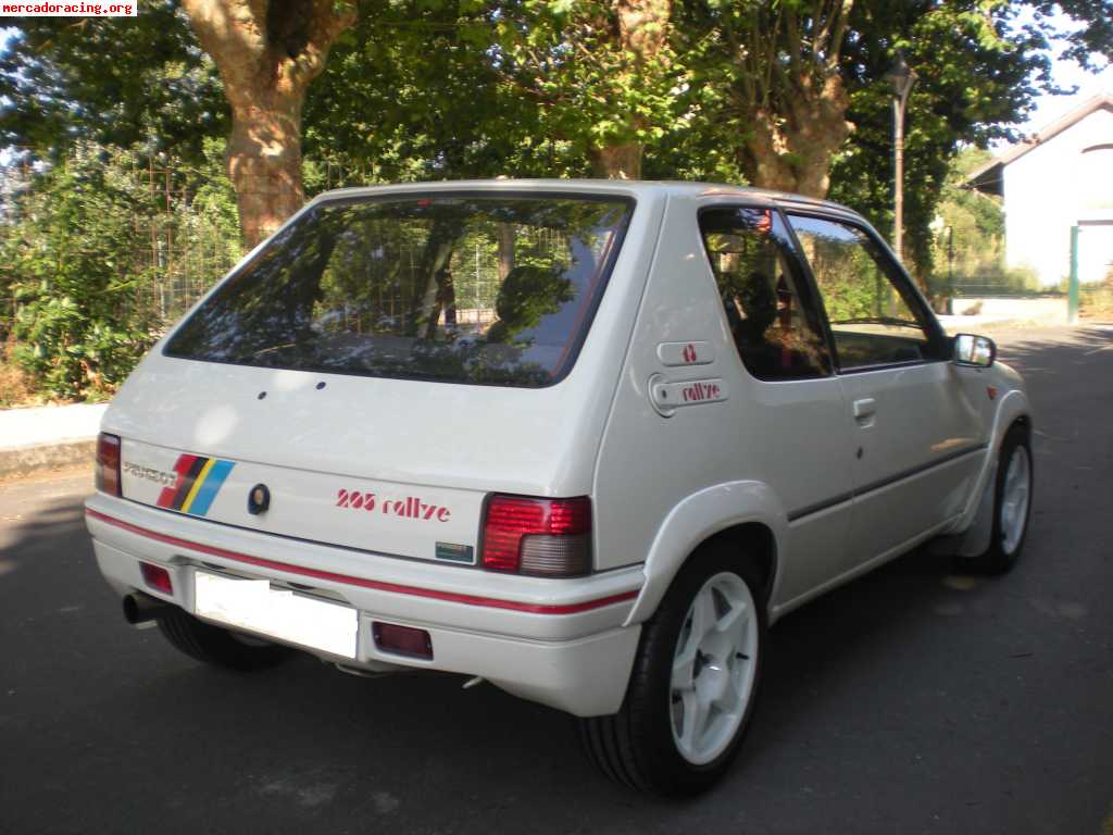 Se vende 205 rallye impecable