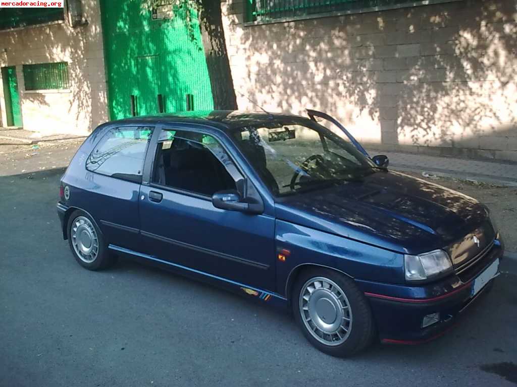 Cambio por diesel.  clio 16v año 92  75.000km   -  catalizad