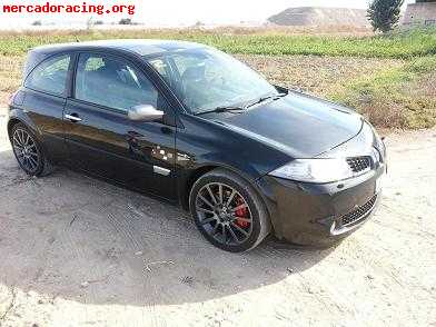 Vendo megane f1 team r26-10.000 euros