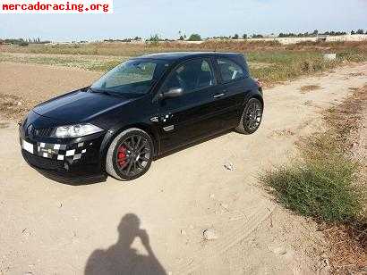 Vendo megane f1 team r26-10.000 euros