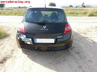 Vendo megane f1 team r26-10.000 euros
