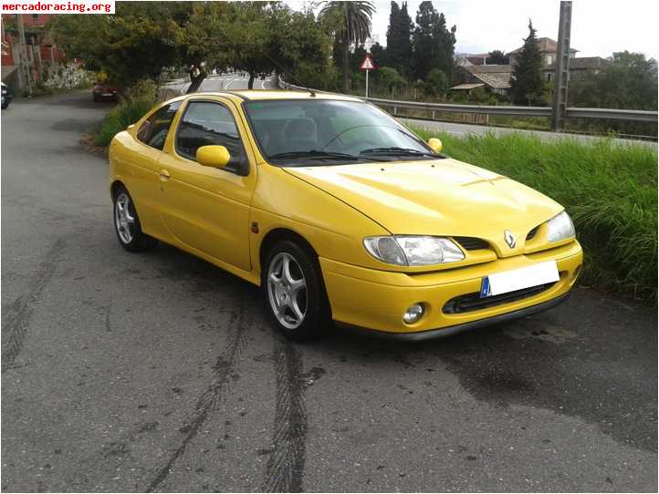 Megane coupe dti 100cv 2300€