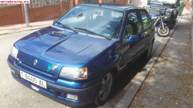 Renault clio 1.8 16v