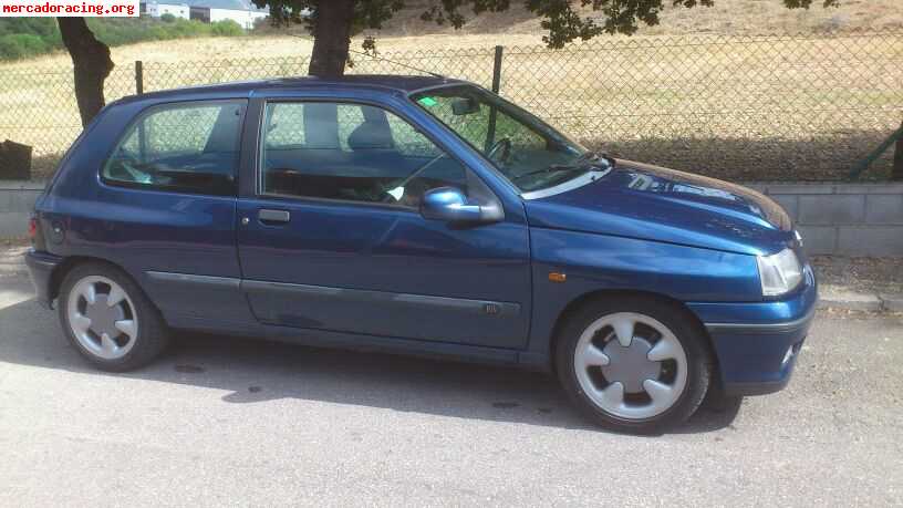 Renault clio 1.8 16v