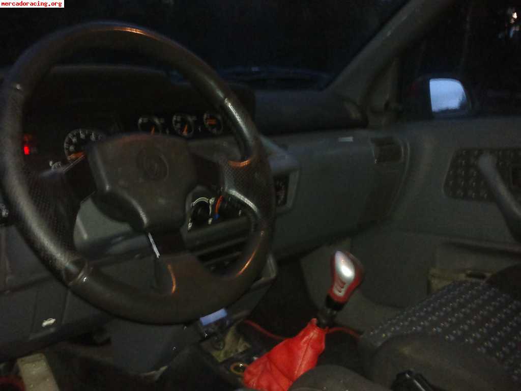 Renault clio 16v 1.8