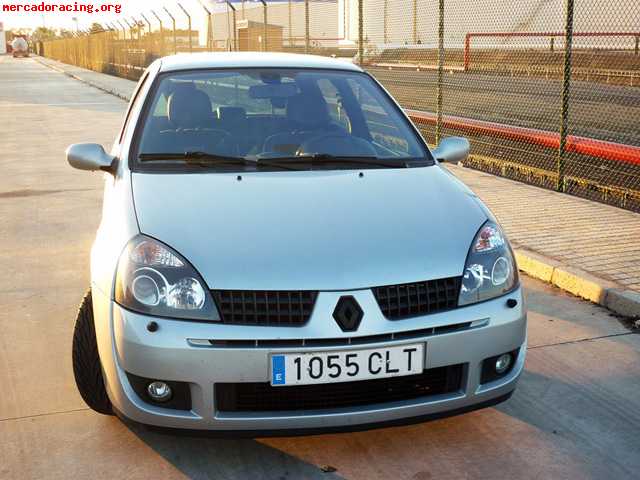 Renault clio sport