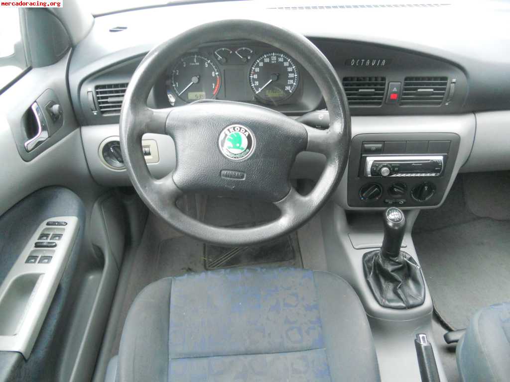 Skoda octavia 1.6 100cv