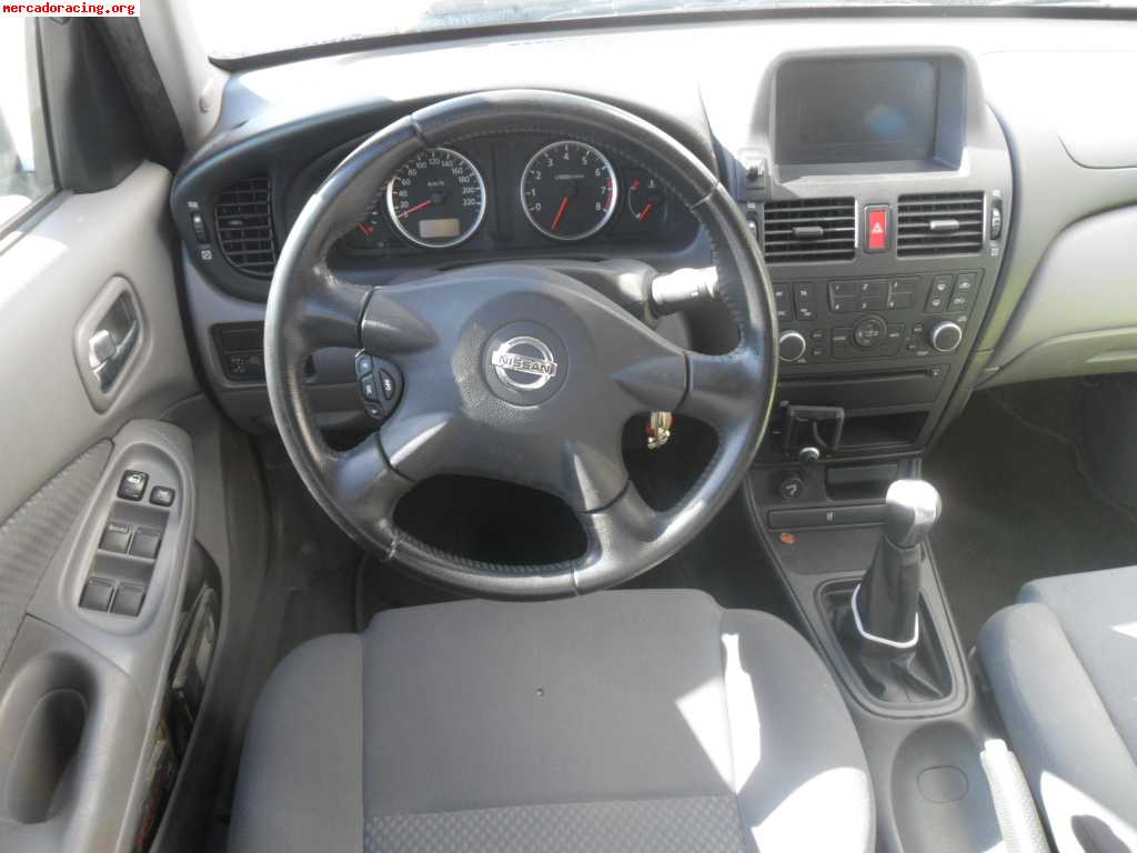 Nissan almera 1.8