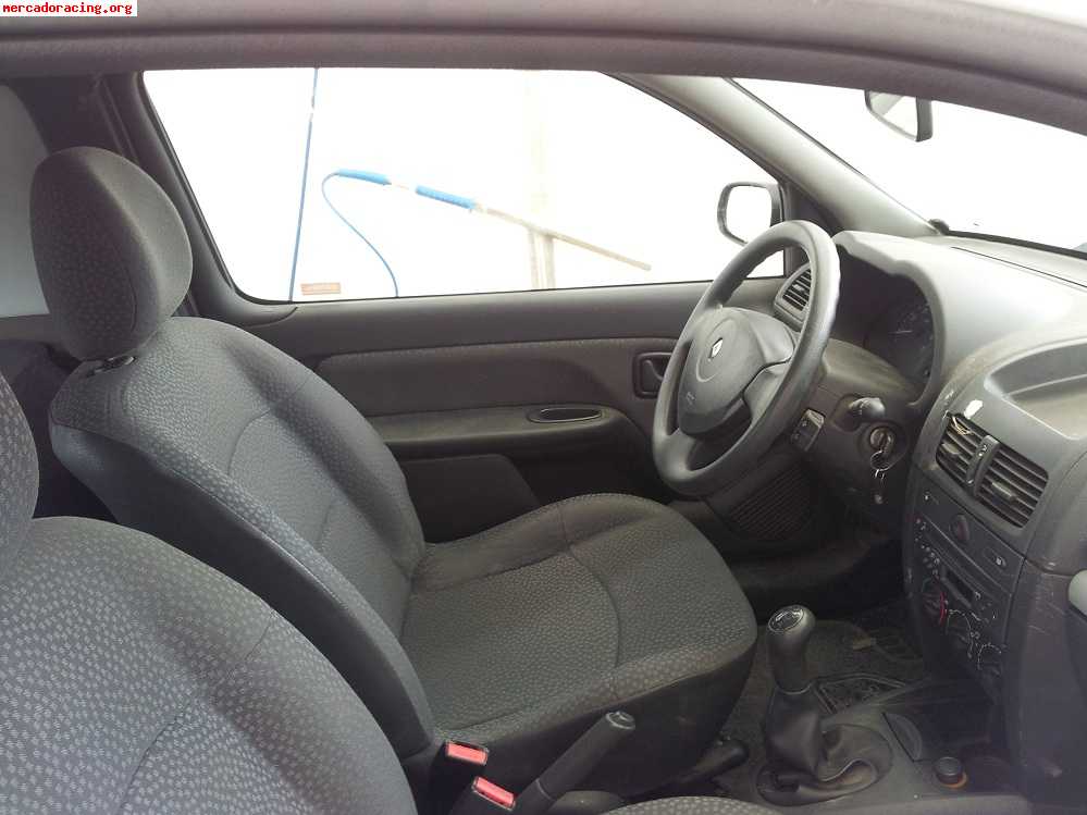 Renault - clio 1. 5dci com - 158.000 km - año 2008 