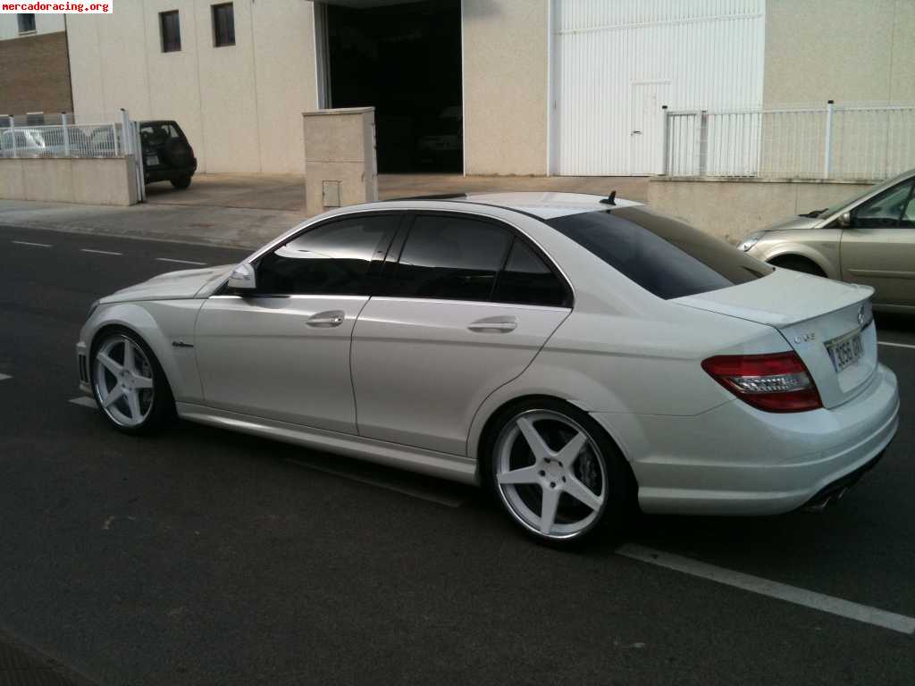 Merecedes c63 amg