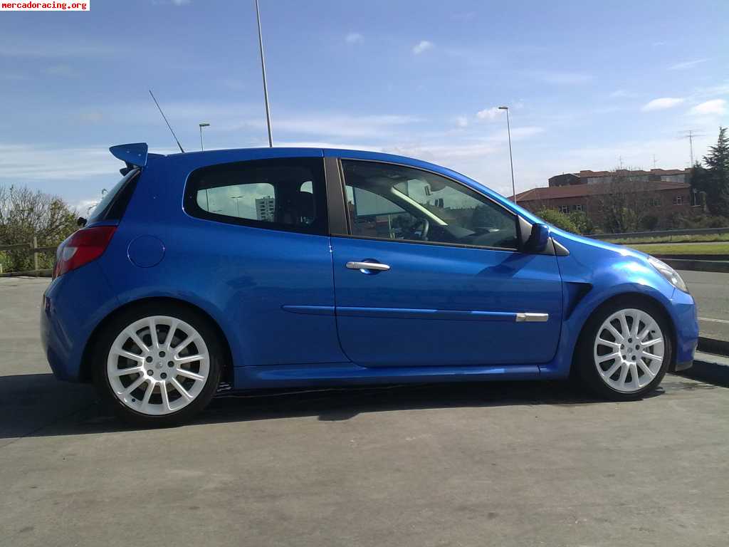 Clio sport 200cv,20.000km.11.000euros.impecable.